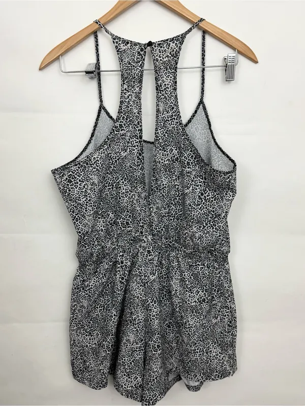 Victoria’s Secret Victoria Sport Leopard Cheetah Print Romper small - Image 2
