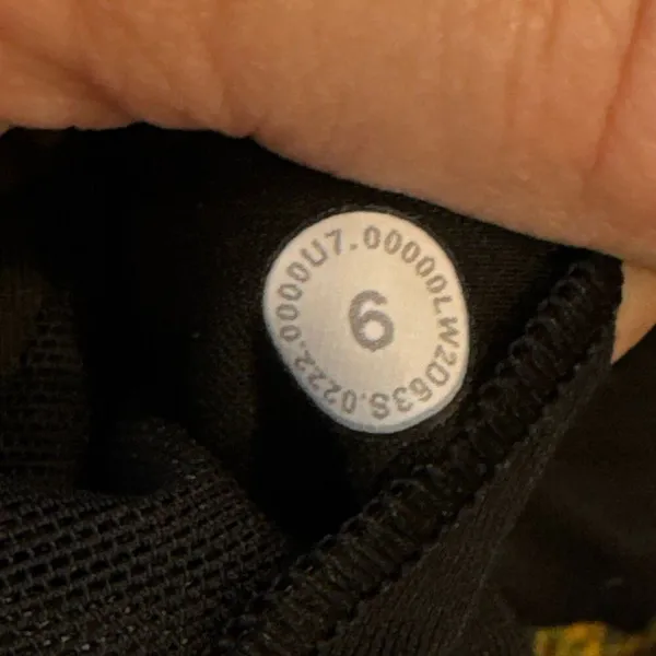 Lululemon Wunder Train Longline Bra size 6 - Image 3