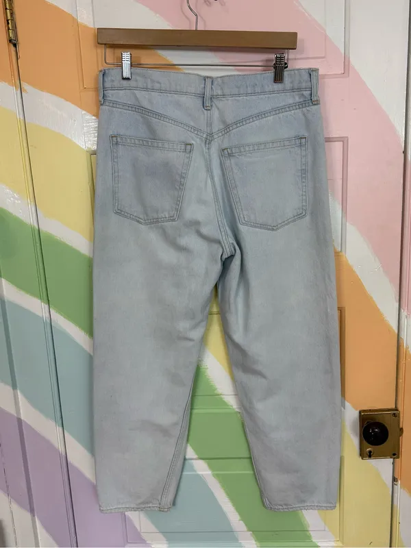 Gap High Rise Barrel Leg Jean in Light Wash Sz 29 🍄 - Image 4