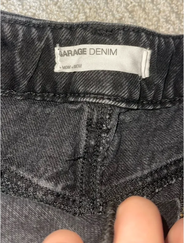 Garage Denim Shorts Black - Image 3