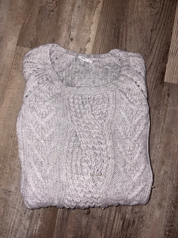 Gap Women’s Gray Knitted Long Sleeve Crew Neck Pullover Sweater-XS - Image 3