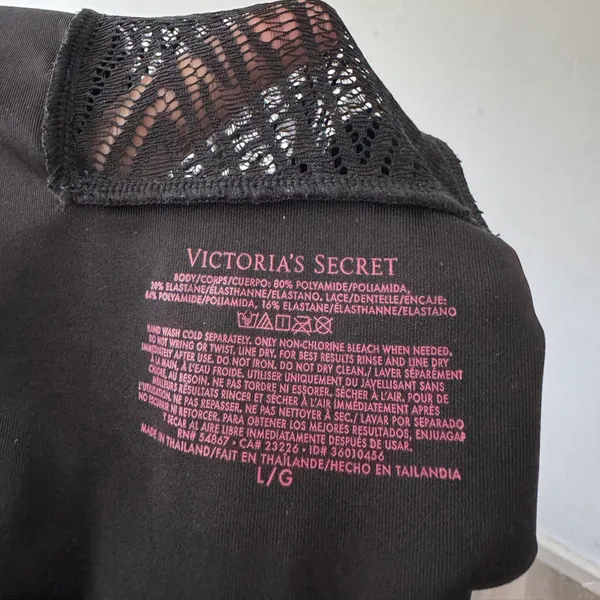 Victorias Secret Women's Swimsuit Side Cutout Mesh One-Piece‎ Size L Black - Image 7