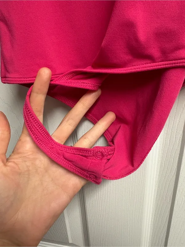 Babaton Aritzia Contour Bodysuit Hot Pink Size Small - Image 4