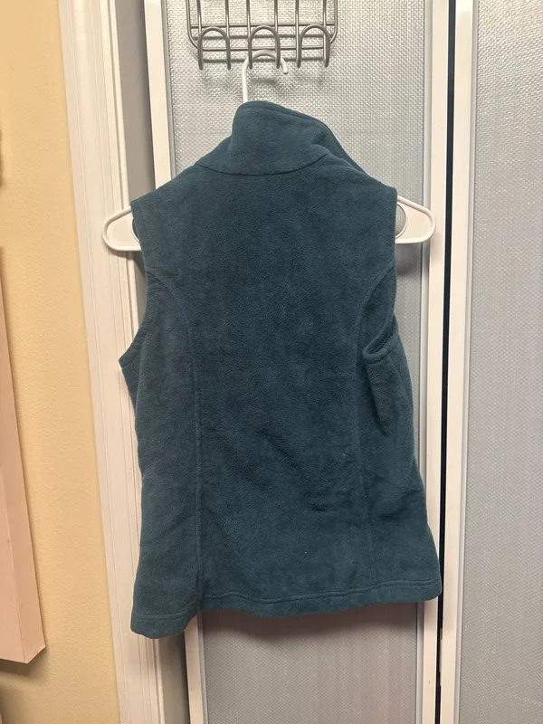 Columbia Women's Benton Springs Full Zip Fleece Vest, Size M - Image 3