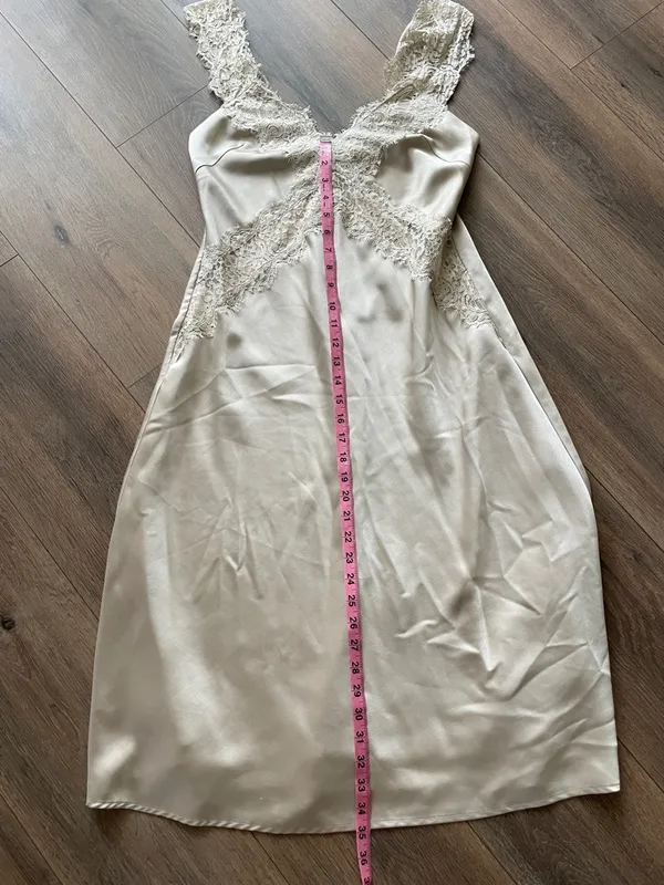 Hansen and Gretel Lucille Slip Dress In Champagne- size Large - Image 7