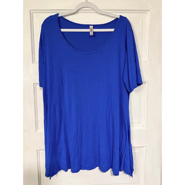 LulaRoe Womens Blue Short Sleeve Tee - Image 5