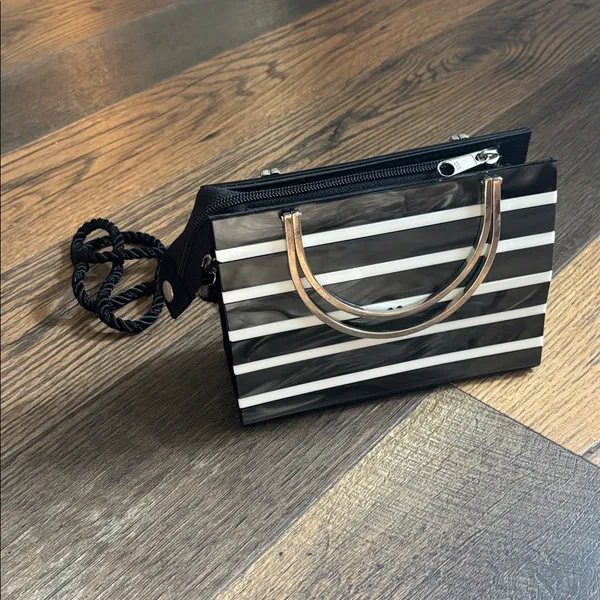 Black and White Striped Handbag - Image 2