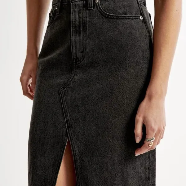 Abercrombie & Fitch Black Denim Knee Length Skirt Front Slit High Rise 32W 14 - Image 2