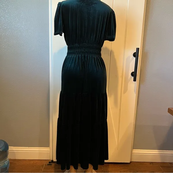 NWT Elegant Velvet velour tiered maxi Dress short sleeve xl(16-18) - Image 11