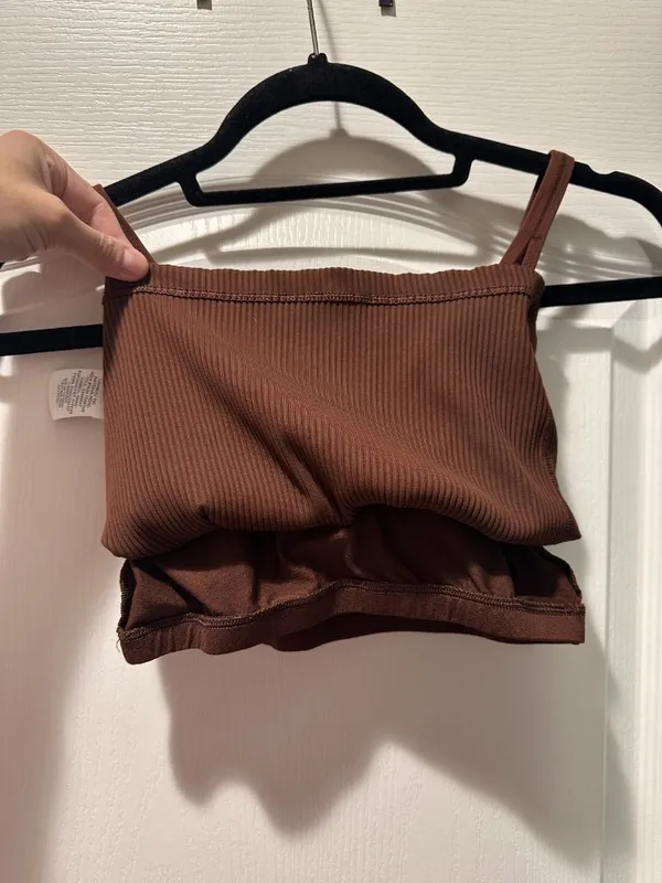 Vuori - Ribbed Crop Tank Top in Terracotta - NWOT! - Image 5