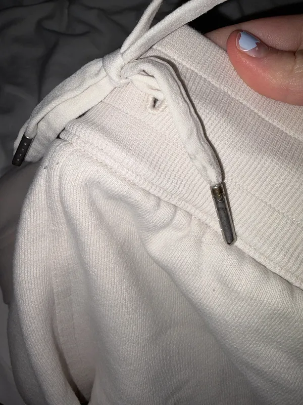 Lululemon Scuba Sweatpants - Image 4