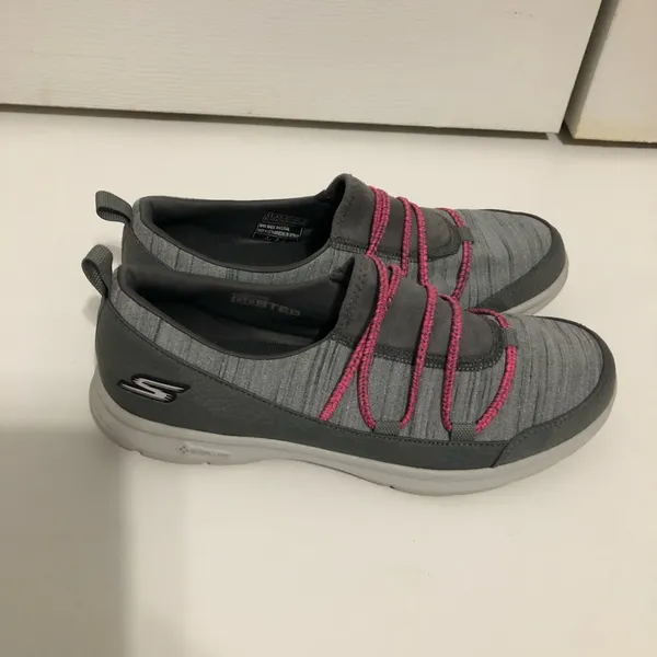Skechers Gray pink‎ slip on Sneakers Go Steps women’s size 8.5 Go Go Mat walking - Image 5