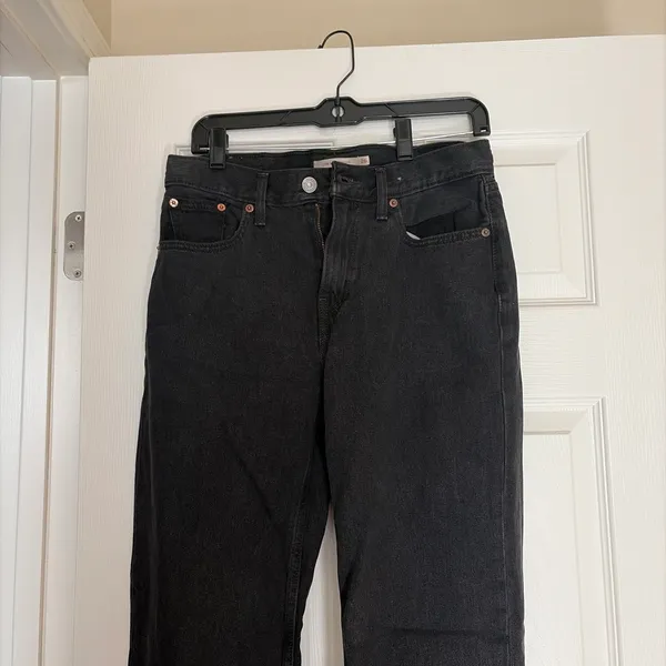 Low Pro Levi’s Straight Jeans Women’s 26 - Image 2