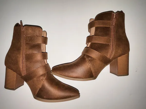Journee Collection Brown Ankle Bootie Boots Women’s Size 7 Pointed Toe Belted - Image 9