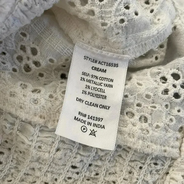 Astr the label size medium white crop top feminine ruffle neutral - Image 5