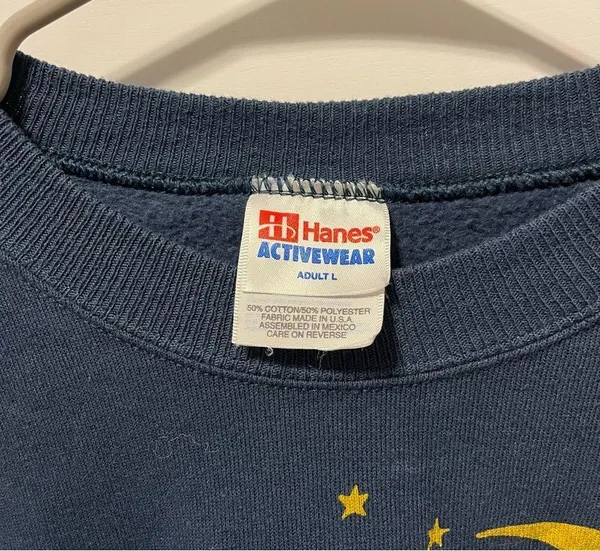 Vintage Christmas Winter Crewneck - Image 4