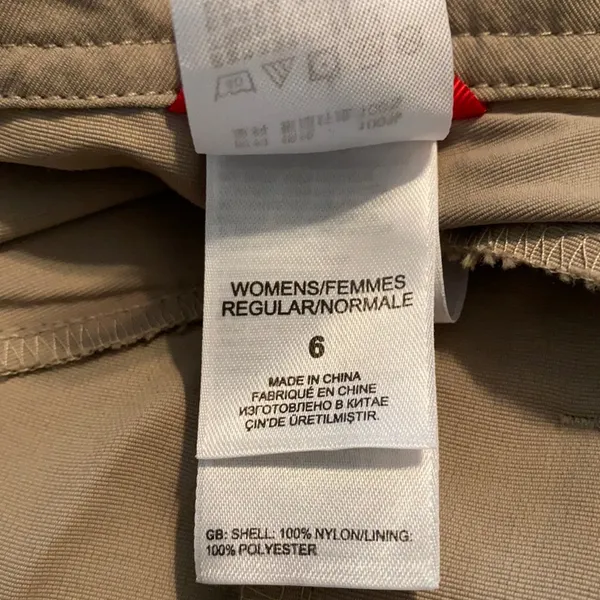 The North Face women's. Convertible Pants Beige Cargo Shorts Hiking Outdoor - Image 6