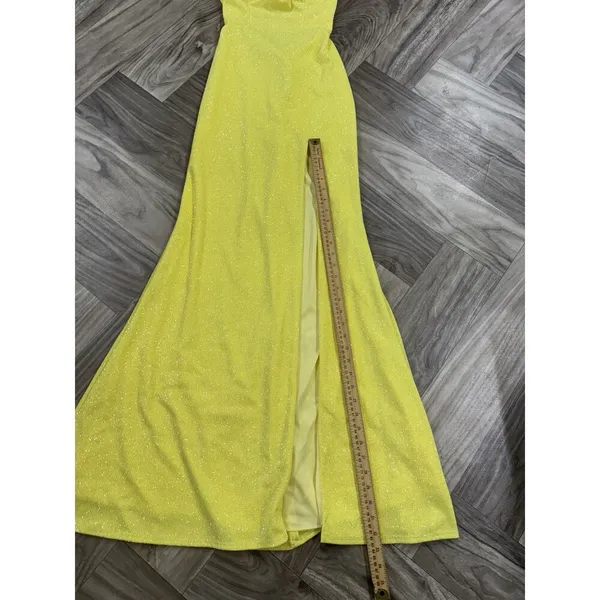 City Triangles Juniors Yellow Spaghetti Strap Formal Body Con Dress 1 - Image 11