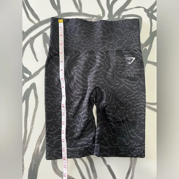GYMSHARK Adapt Animal Compression Workout Shorts Women’s Sz Small Excellent Cond - Image 9