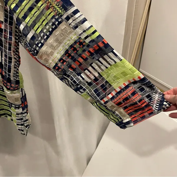Groovy Ruby Rd. Metallic geometric avocado and tomato salad color sheer blouse - Image 5