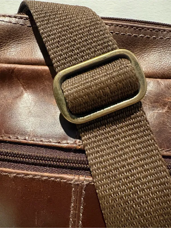 Classic Brown Leather Crossbody Messenger Bag for Men or Women. - Image 3