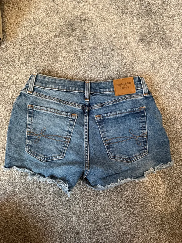 Denizen from Levi’s High-Rise Shorts - Image 4