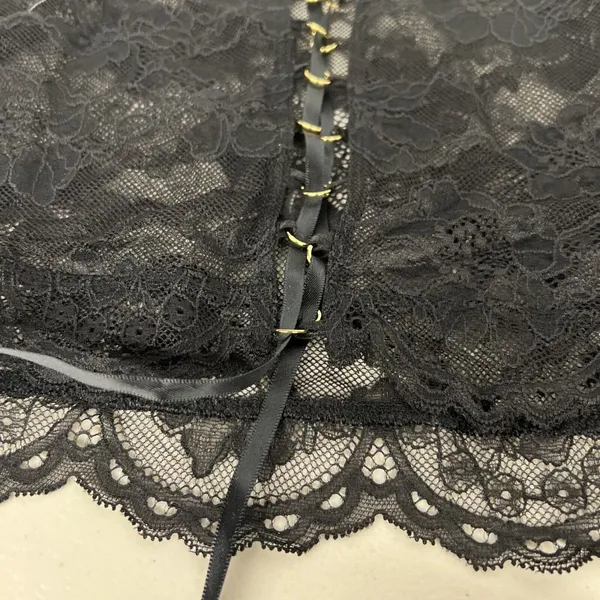 $79 Sz M Victoria Secret Lingerie Top Crop Long Sleeve Lace Up Back Allover Lace - Image 7