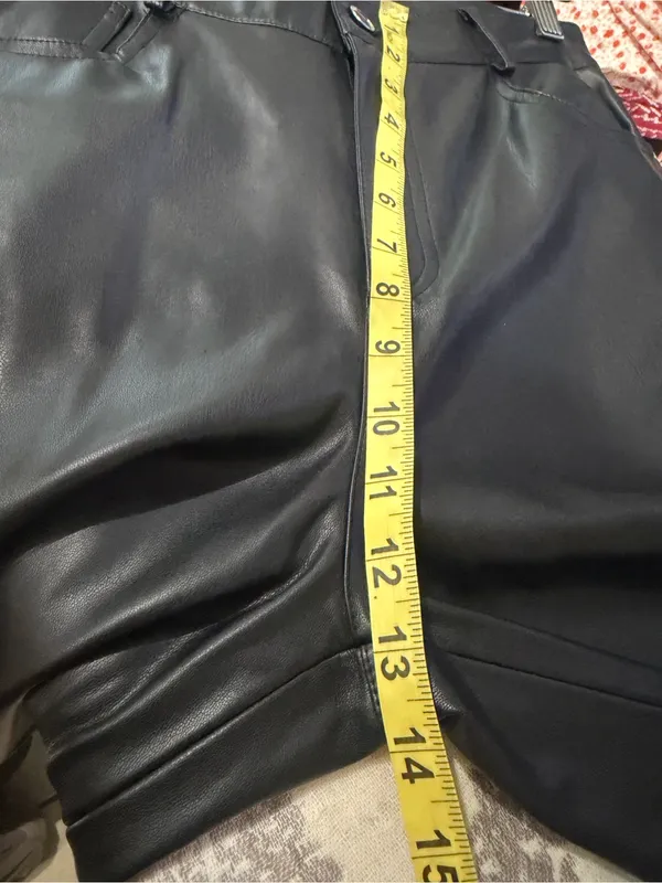 Zara brand women’s jeans Black Faux-Leather Slim Pants - Night Out Glam size 6 - Image 8