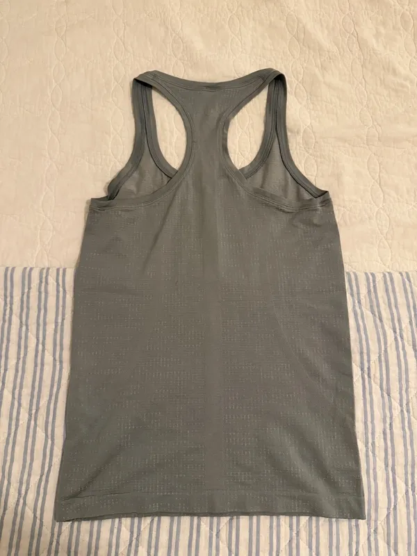 Lululemon Grey Swiftly Tech Tank - Image 2