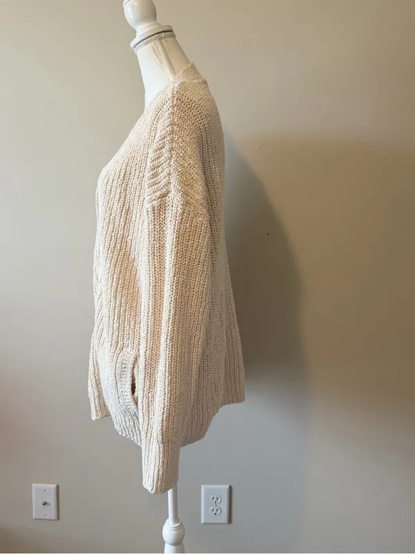 One Grey Day Revolve Oversized Knit Sweater Size Small Cream Cozy Chic NWT - Image 3