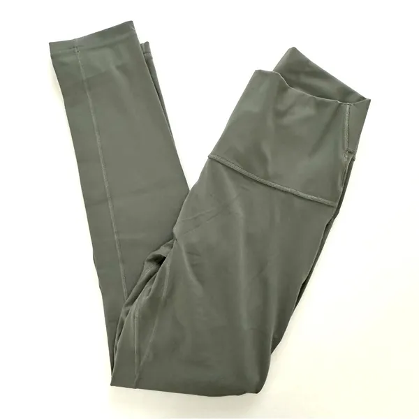 Gymshark M Legacy Short Leggings - Image 3