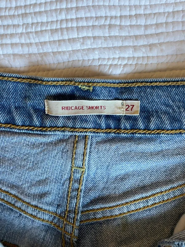 Levis ribcage short tango beach - Image 4