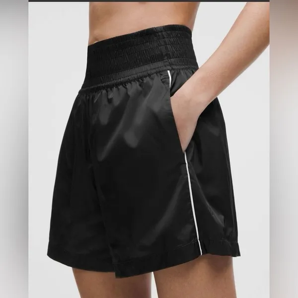 Lululemon NWT Stretch Satin Nylon Super High Rise 5” Black Shorts Size S - Image 4