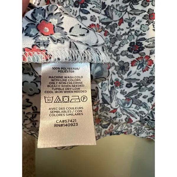 Loft Womens Size Large Blouse Short Flutter Sleeve Button Front Floral Butterfly - Image 11