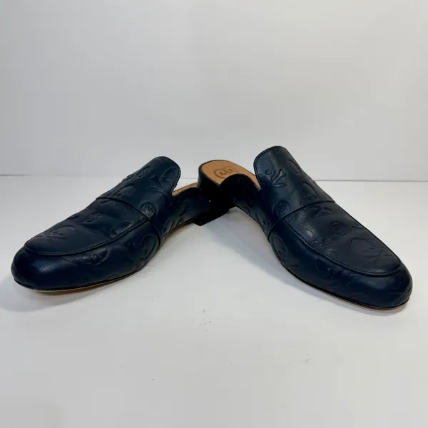G/FORE Skull & T's Embossed Leather Mules Womens 7.5 Blue Preppy Gothic Twilight - Image 10