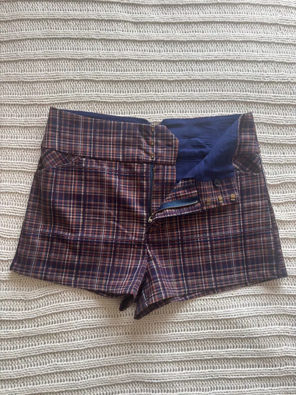 Free People Micro Shorts Plaid Size 4 NWOT - Image 3