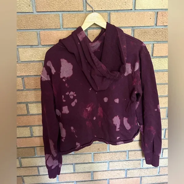 Champion Tie Dyed Cropped Sweatshirt Hoodie Burgundy Women’s Size Medium - Image 3