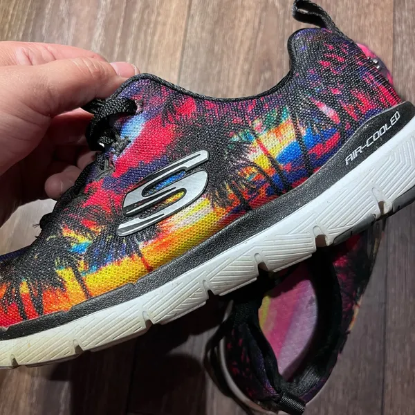 sketchers (Size: 61/2) - Image 6