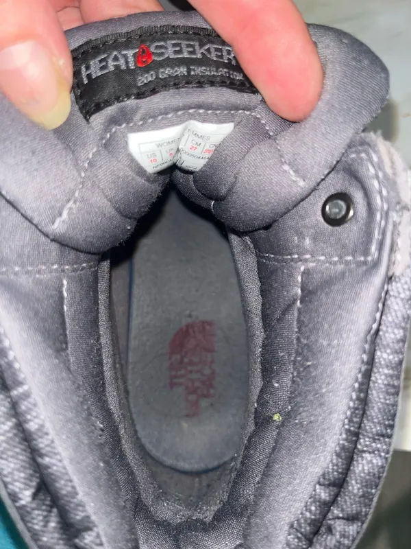 The North Face Women’sboots size 10 - Image 2