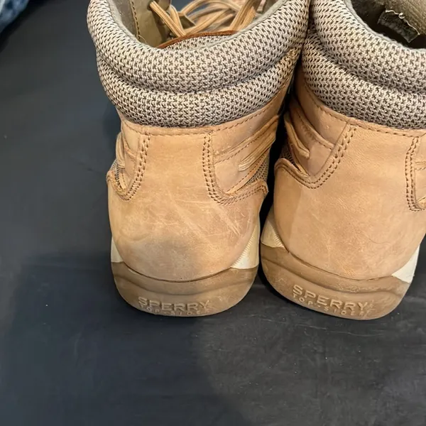 Sperry boots - Image 3