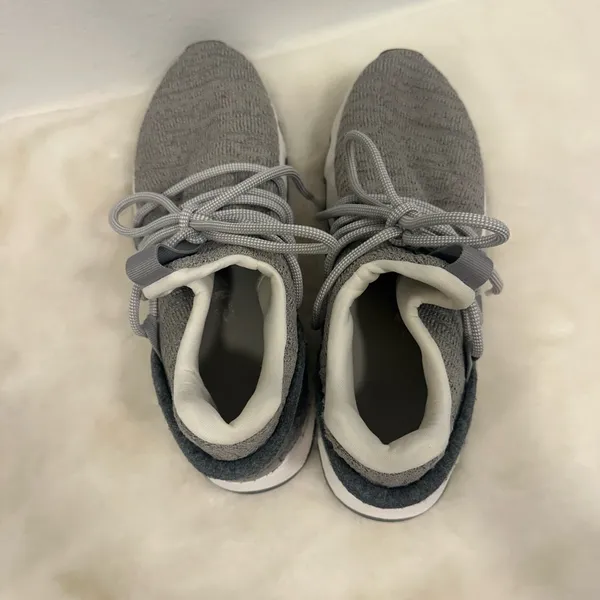 Sorel kinetic impact Women's Light Gray Knit Athletic Sneakers Size 8 - Image 5