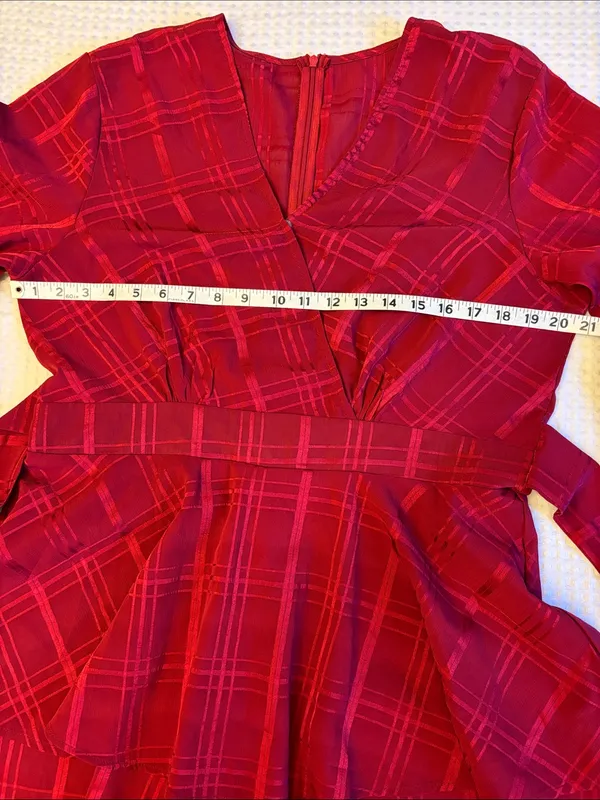 Selfie Leslie Burgundy Red V-Neck Ruffled Mini Romper - Image 13