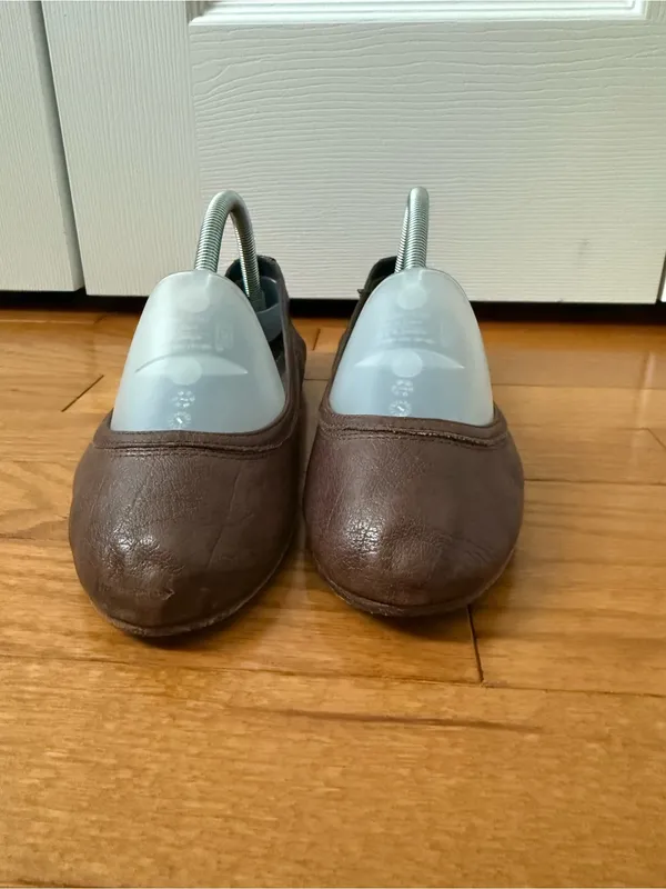 Frye Carson Ballet Flats in Brown - Image 6