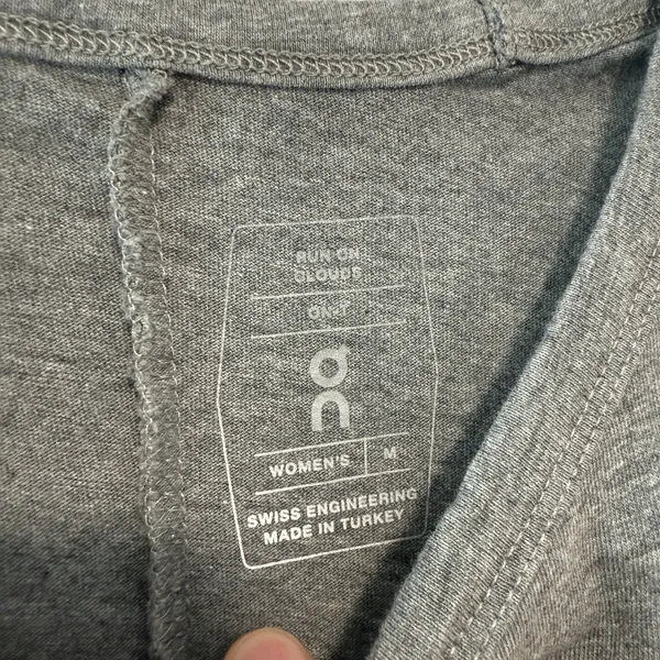 On Running On-T‎ Gray Cotton T-Shirt Size Medium - Image 6