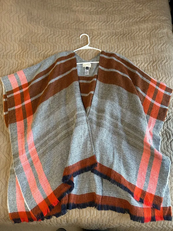 Universal Threads Cozy Kimono Sweater - Image 3