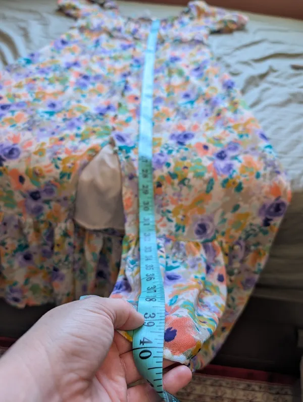 Astr The Label Floral Ballon Sleeve Midi Dress Medium Purple/White - Image 7