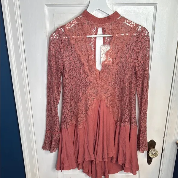 Free People Tell Tale Cutout Lace Tunic Dress NEW in Rosey Coral W1196 Sz XS - Image 7