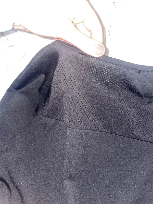 Gymshark Cropped Long Sleeve - Image 6
