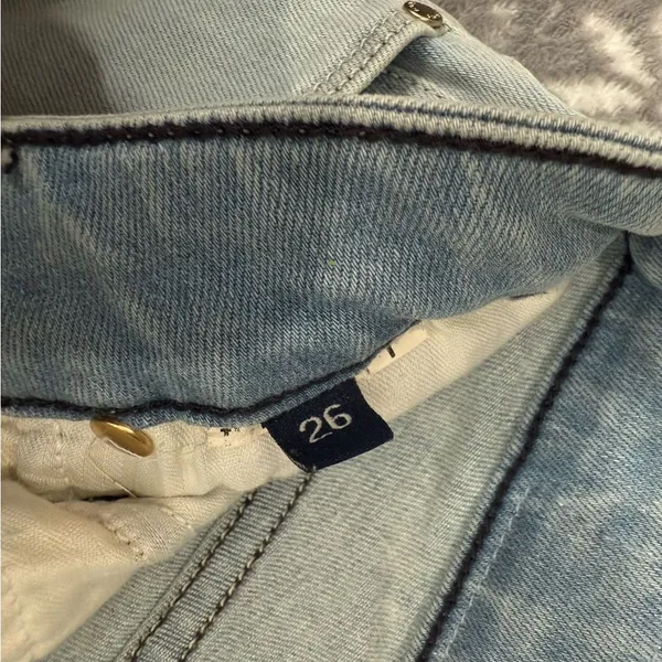 NWT Fidelity Coco Wide Leg Jeans Raw Hem Clearwater Blue‎ Size 26 Clean Girl - Image 7