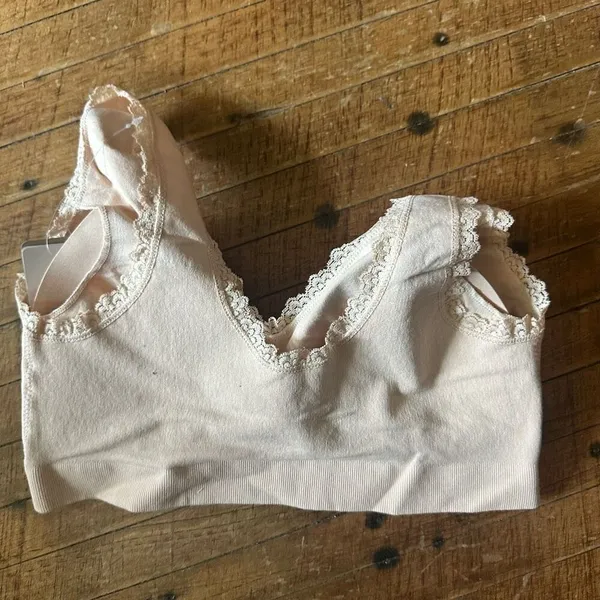 Envy Body Shop Wire-Free Seamless Pocketed Mastectomy bra - Image 4